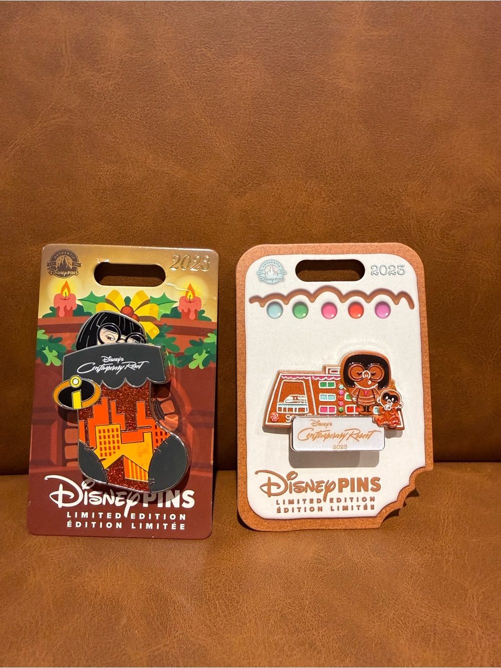 2023 Limited Edition 2500/4000 Contemporary Resort Holiday Trading Pins